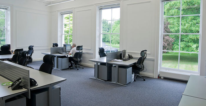 Thorncroft Manor, Leatherhead Surrey - Image 2