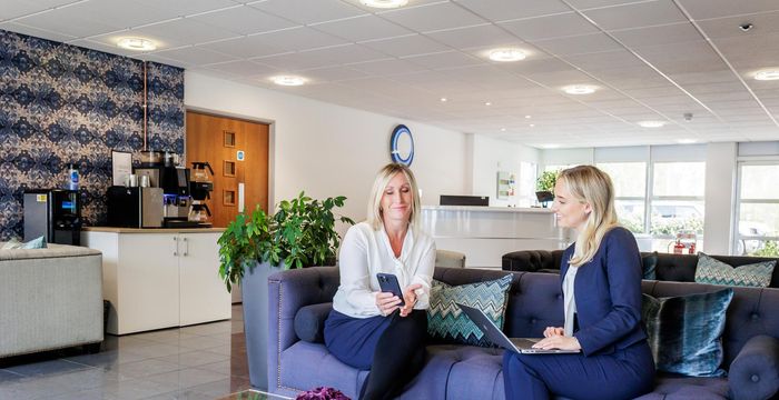 9 Nimrod Way, Ferndown - Image 5