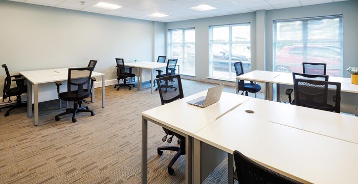 9 Nimrod Way, Ferndown - Image 2