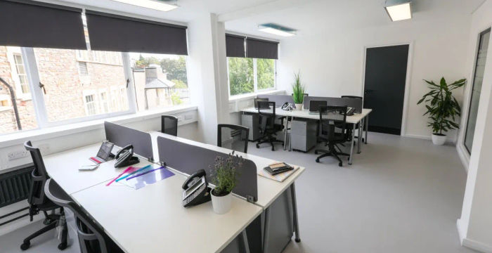 470 Bath Road, Bristol - Image 4