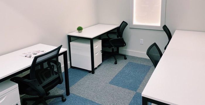 750 Manhattan Avenue, Greenpoint - Image 2