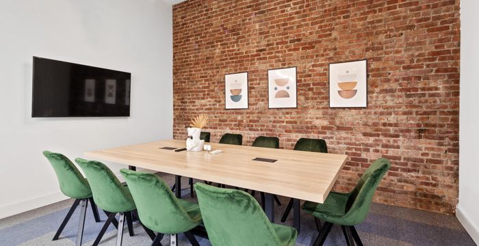 750 Manhattan Avenue, Greenpoint - Image 3