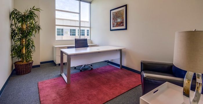 Summit at Valencia Summit at Valencia - Image 2