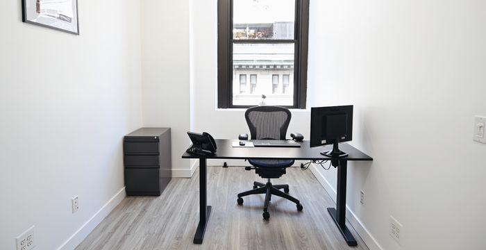 469 7 Avenue, New York - Image 2