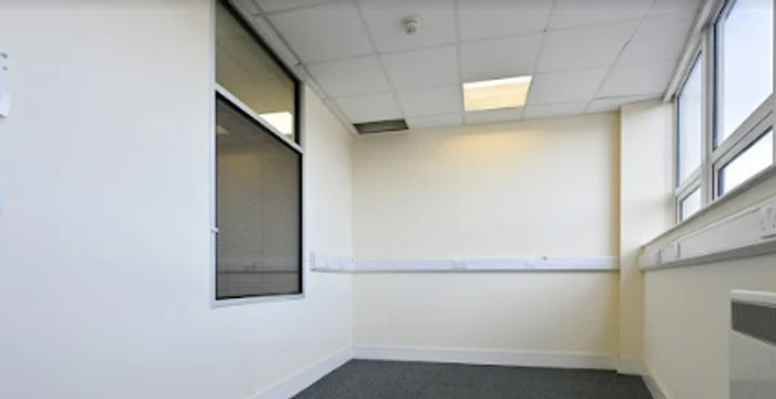 141 Morden Road, Mitcham - Image 4