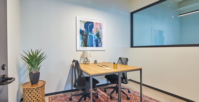 717 Texas Ave, Houston - Image 2