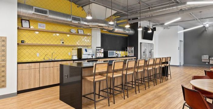 222 North Expressway 77/83, Brownsville - Image 3