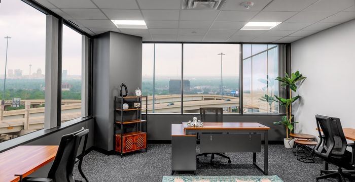 7550 I-10, San Antonio - Image 4