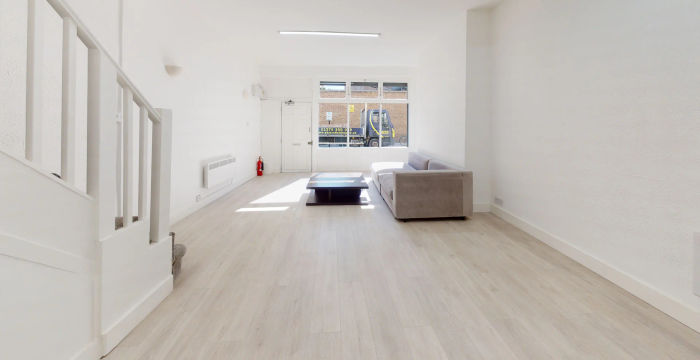 35 Eyre Street Hill, Greater London - Image 4