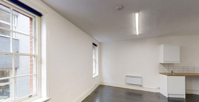 1 Back Hill, Greater London - Image 4