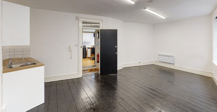 1 Back Hill 1 Back Hill, Greater London - Image 3