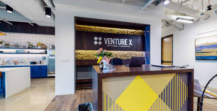 1213 W Morehead St, Charlotte - Image 2