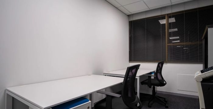 138 Kelvin Drive, Morningside - Image 2