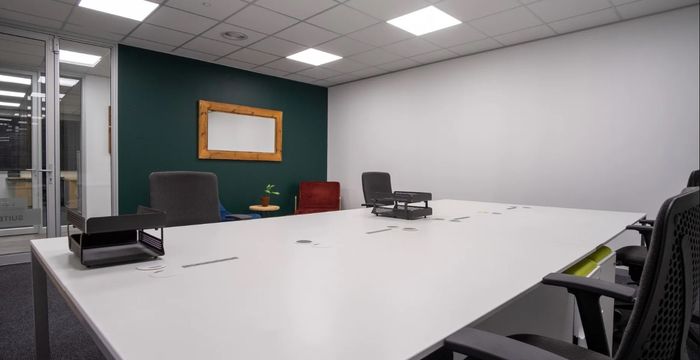 138 Kelvin Drive, Morningside - Image 3