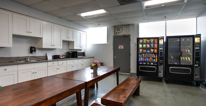 1919 Vineburn Ave, Los Angeles - Image 5