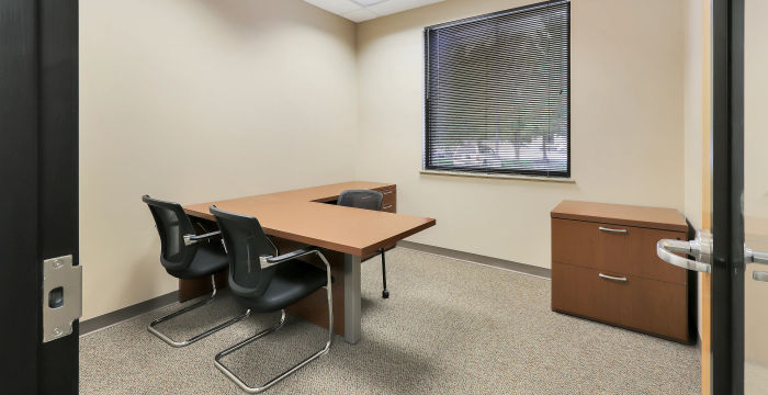 691 Trade Center Blvd, Chesterfield - Image 3