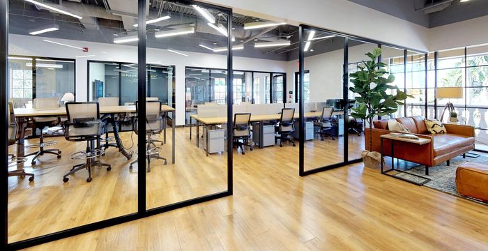 2000 Pga Boulevard, Palm Beach Gardens - Image 4