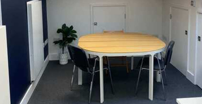 404 Camden Road 404 Camden Road, Greater London - Image 3