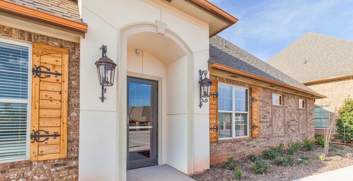 Edmond - Mon Abri Business Center - Image 4