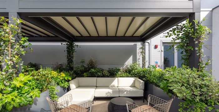 Cathedral Approach, Manchester - Image 5