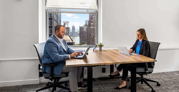 205 East 42nd Street, New York - Image 3