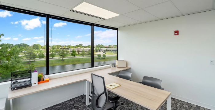 550 Congressional Blvd, Carmel - Image 4