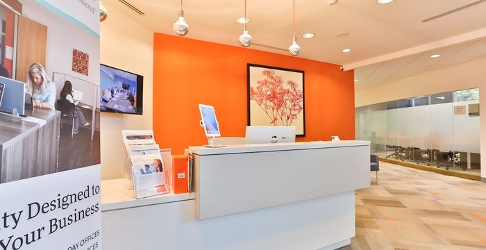 8609 Westwood Center Dr, Tysons - Image 2