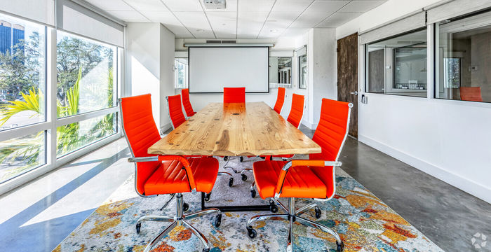 1680 Fruitville Road, Sarasota - Image 4