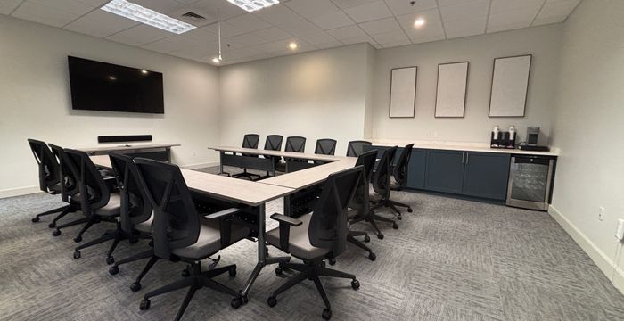 8433 Enterprise Circle, Lakewood Ranch - Image 3