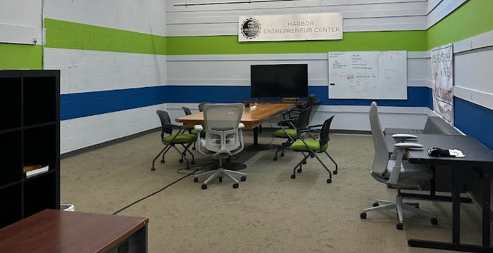 2070 Sam Rittenberg Blvd, Charleston - Image 3