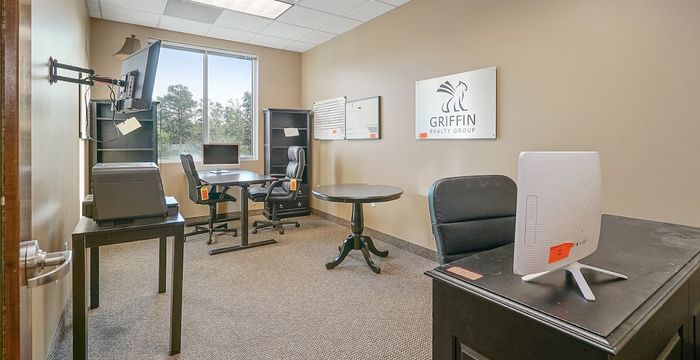 8111 Ashlane Way, The Woodlands - Image 4