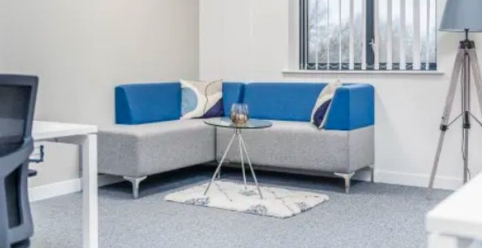 Cromwell House - Image 4