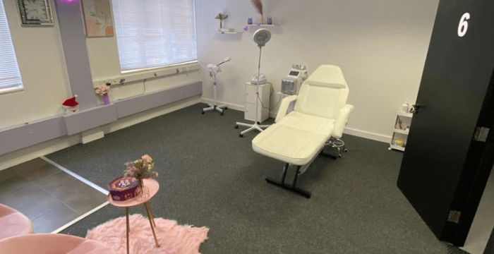 861 Coronation Road, Park Royal - Image 3