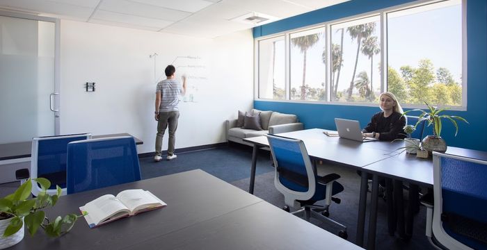 6600 Sunset Blvd, Los Angeles - Image 3