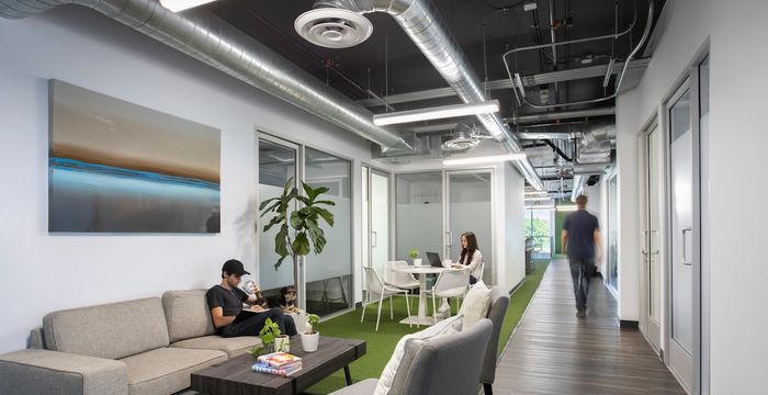 6600 Sunset Blvd, Los Angeles - Image 2