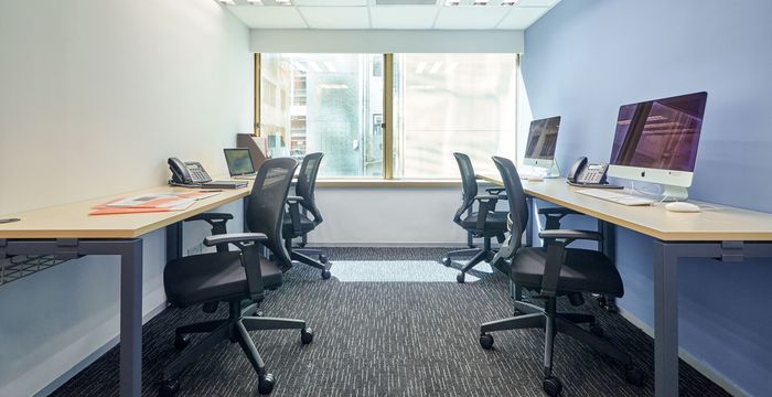 136 Des Voeux Road Central Central, Hong Kong Island - Image 2