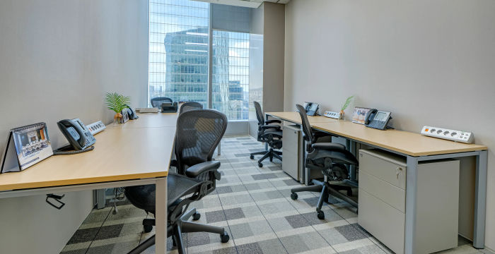 10 Gukjegeumyung-ro, Youngdeungpo-gu - Image 2