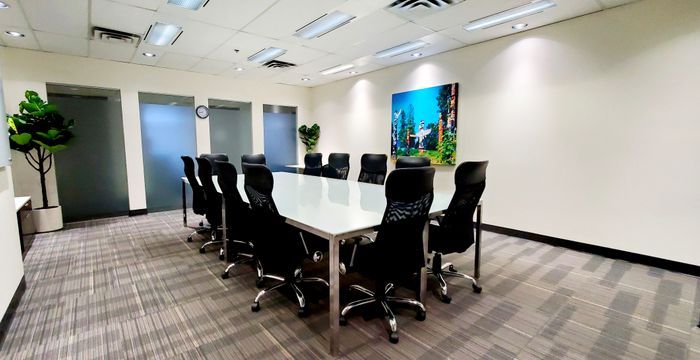 Airport Square - Image 5