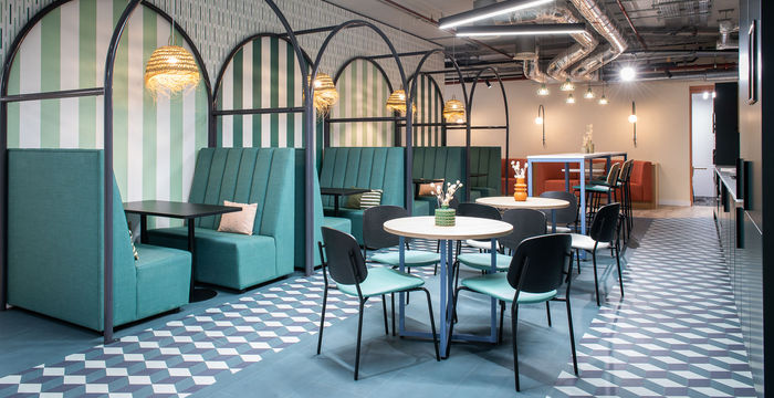 Longley Place - Image 4