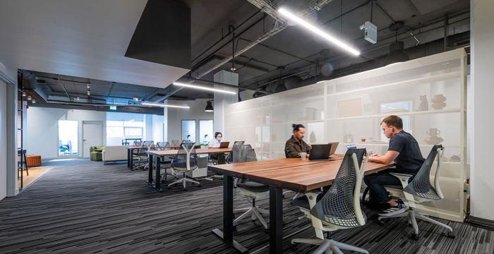 410 Adelaide St W, Toronto - Image 4