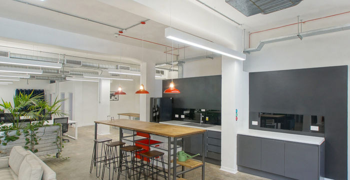 25 Holywell Row, Greater London - Image 5