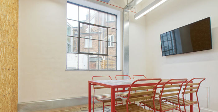 25 Holywell Row, Greater London - Image 2