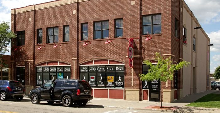 20721 Holyoke Ave, Lakeville - Image 4