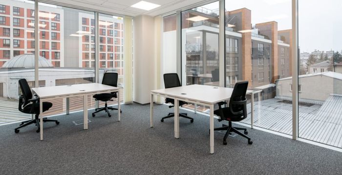 20721 Holyoke Ave, Lakeville - Image 3