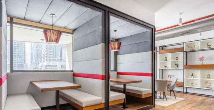 13353 Commerce Court, Richmond - Image 2