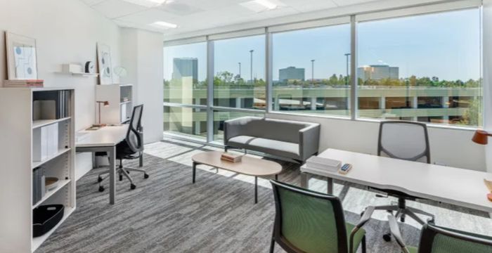 455 King Street West, Sherbrooke - Image 3