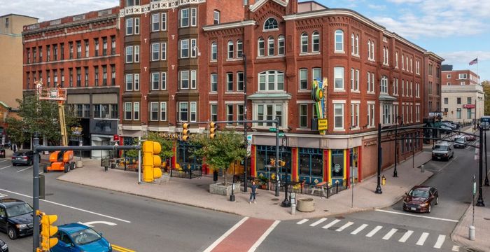 1037-1045 Elm Street, Manchester - Image 4