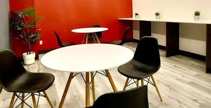 690 Dorval Dr, Oakville - Image 2