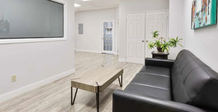 330 Hwy 7, Richmond Hill - Image 4