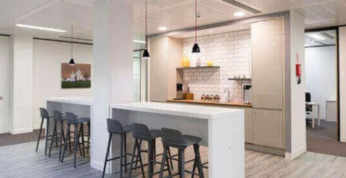 4415 N River Blvd Ne, Cedar Rapids - Image 3